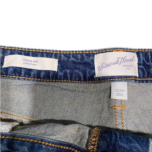 Universal Thread Vintage Midi Raw Hem Denim Shorts Sz 12 - Picture 4 of 8